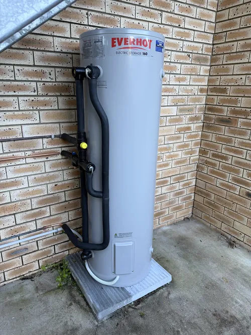 everhot hot water system installed at a brisbane property